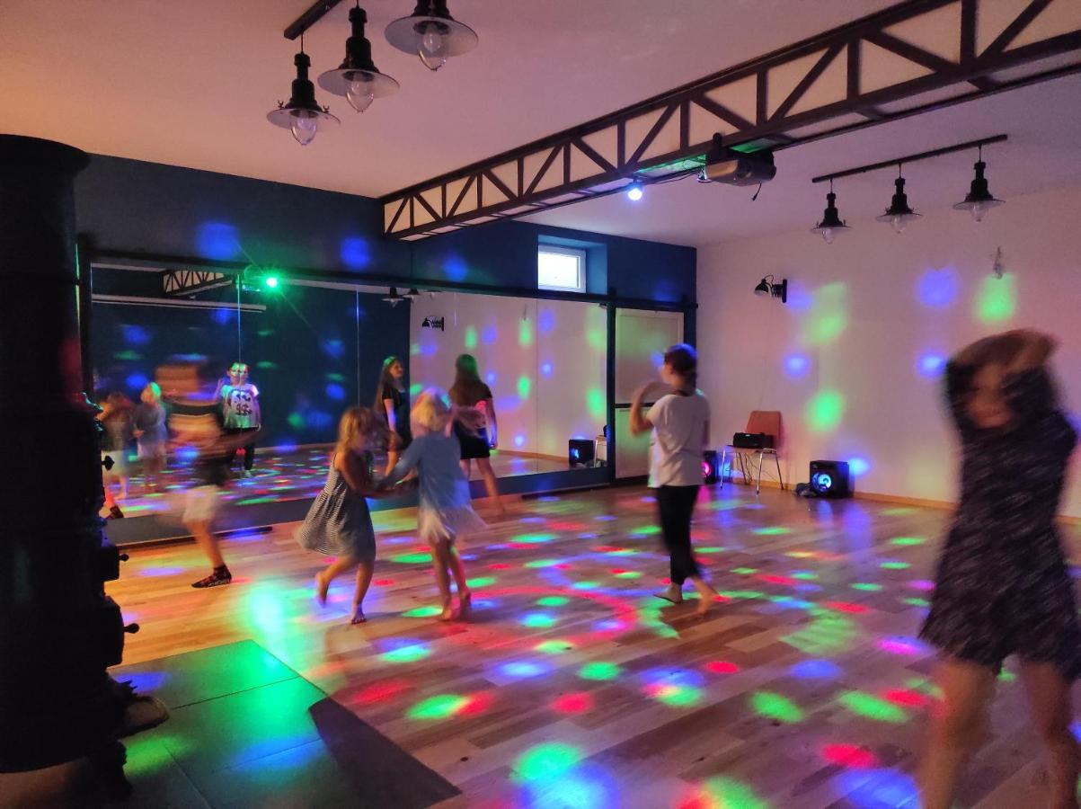 Hotel Hajstra Krempna Zewnętrze zdjęcie